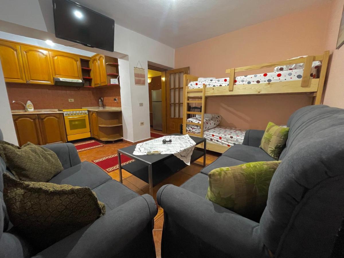 Main Square Tirana Apartment Eksteriør bilde